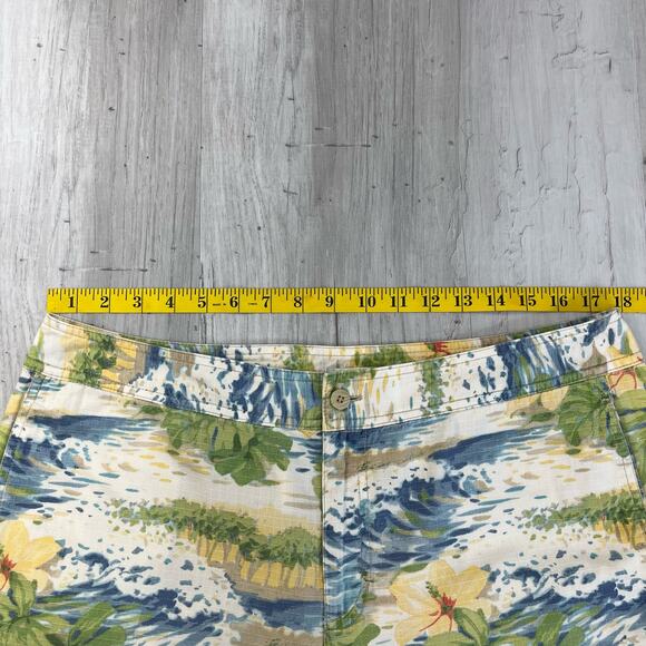 Liz Claiborne Audra Tropical Floral Cropped Plus Size Lightweight Cotton Pants - Picture 8 of 11